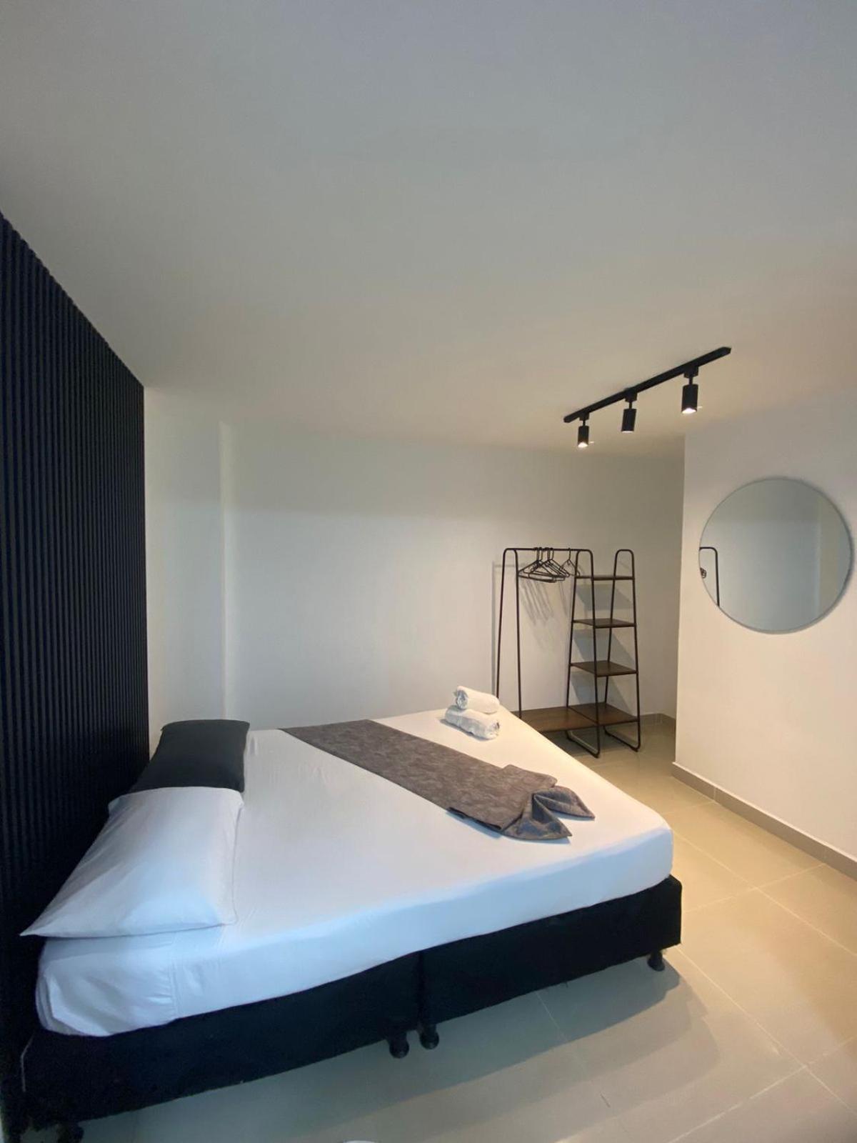 33 Hotel Bulerias Медельїн Екстер'єр фото